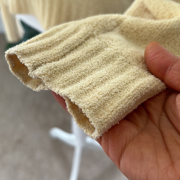 Sweater - Picture 3 of 5